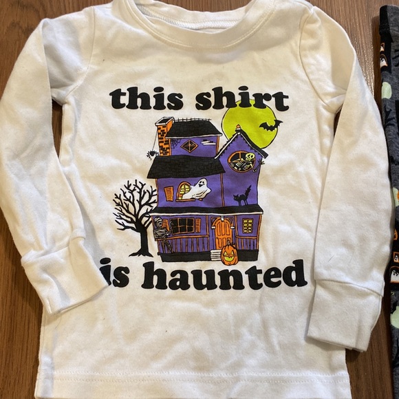 ✨8/$10. Old Navy. Halloween pjs 3T - Picture 2 of 5